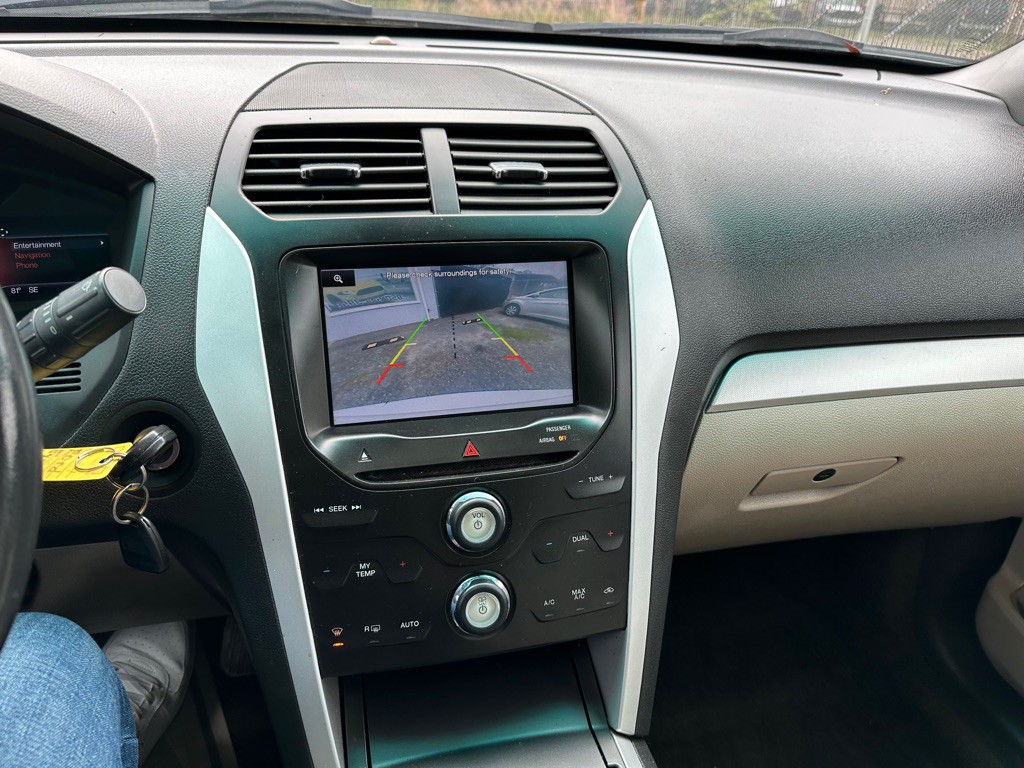 2014 Ford Explorer Image 12