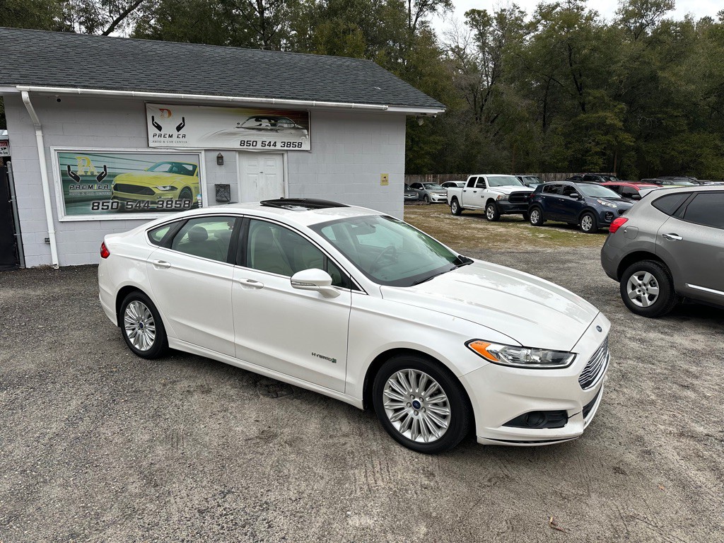 2015 Ford Fusion Image 1