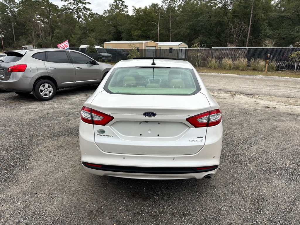 2015 Ford Fusion Image 8