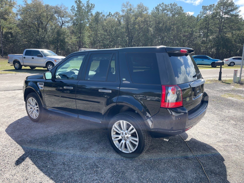 2010 Land Rover LR2 Image 5