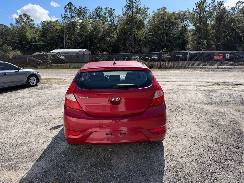 2014 Hyundai Accent Image 6