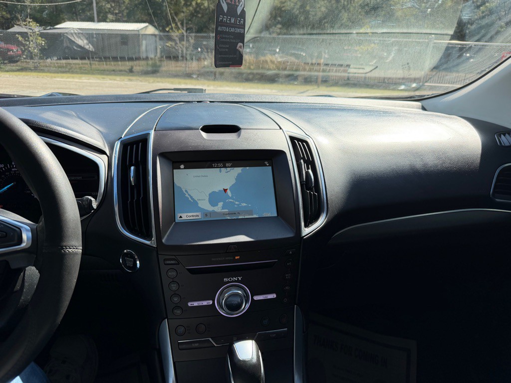 2018 Ford Edge Image 12