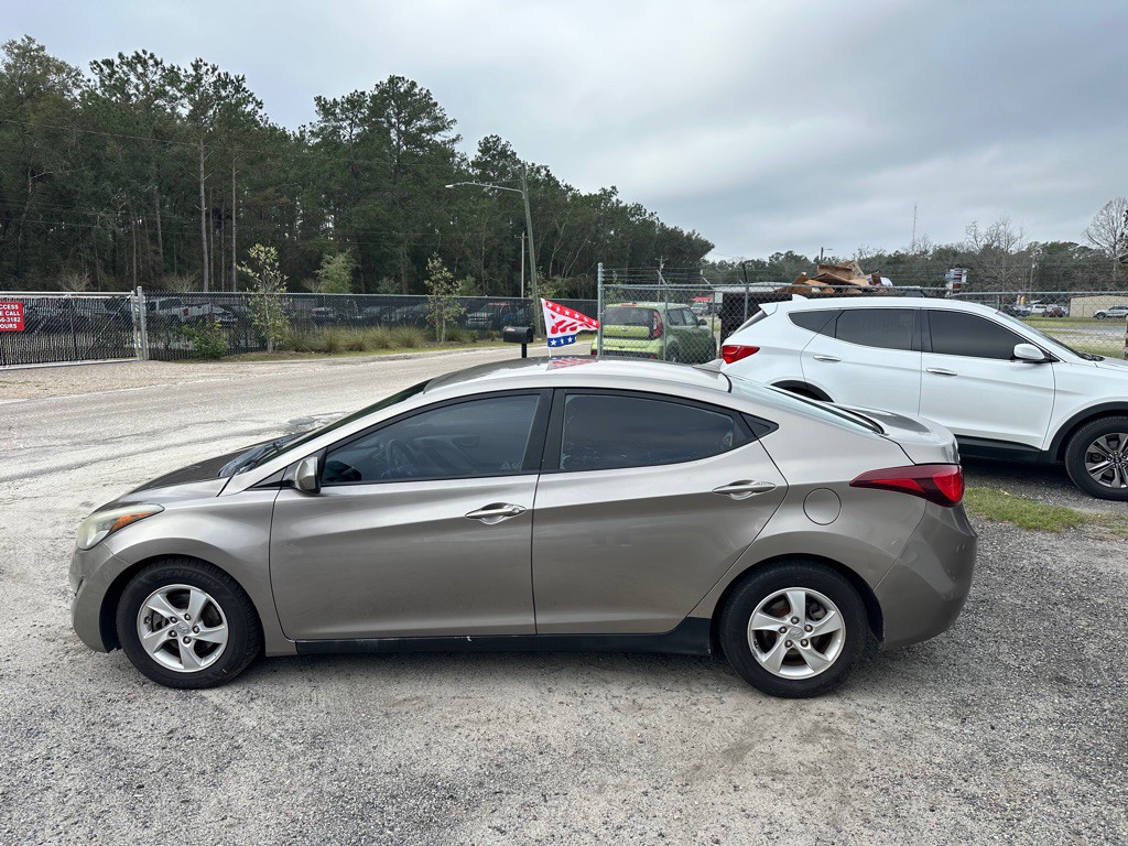 2014 Hyundai Elantra Image 4