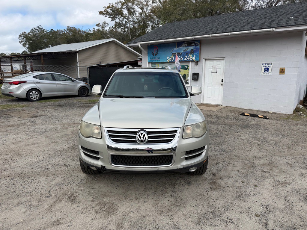 2009 Volkswagen Touareg Image 3