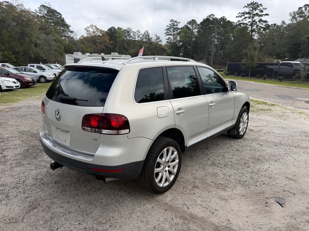 2009 Volkswagen Touareg Image 6