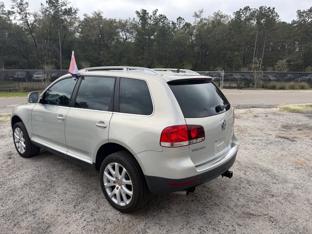 2009 Volkswagen Touareg Image 7