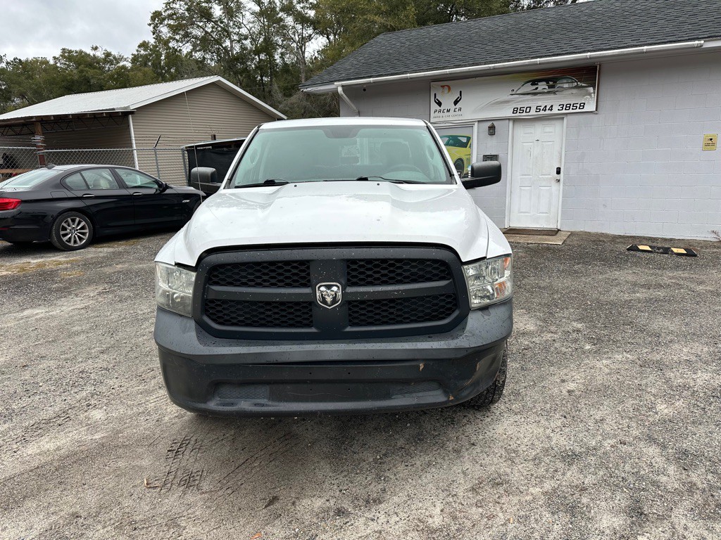 2013 RAM 1500 Image 3