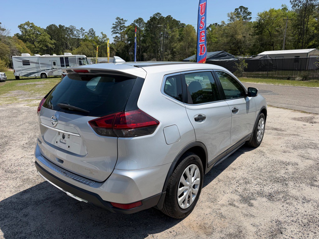 2018 Nissan Rogue Image 6