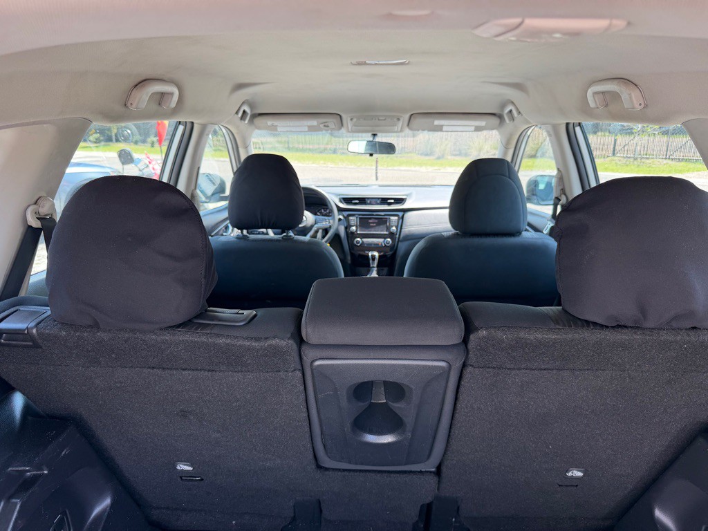 2018 Nissan Rogue Image 13