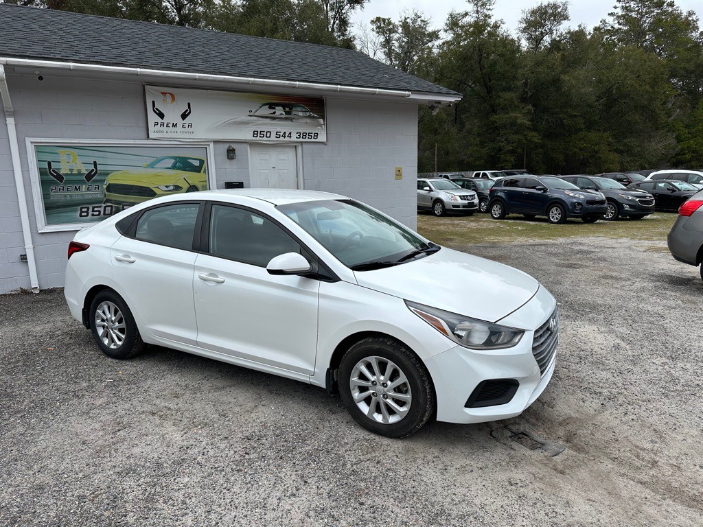 2018 Hyundai Accent Image 1