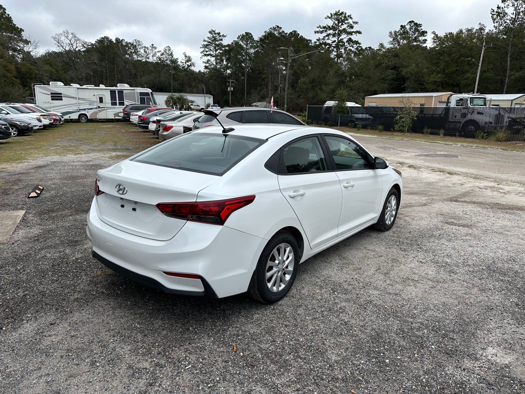 2018 Hyundai Accent Image 6