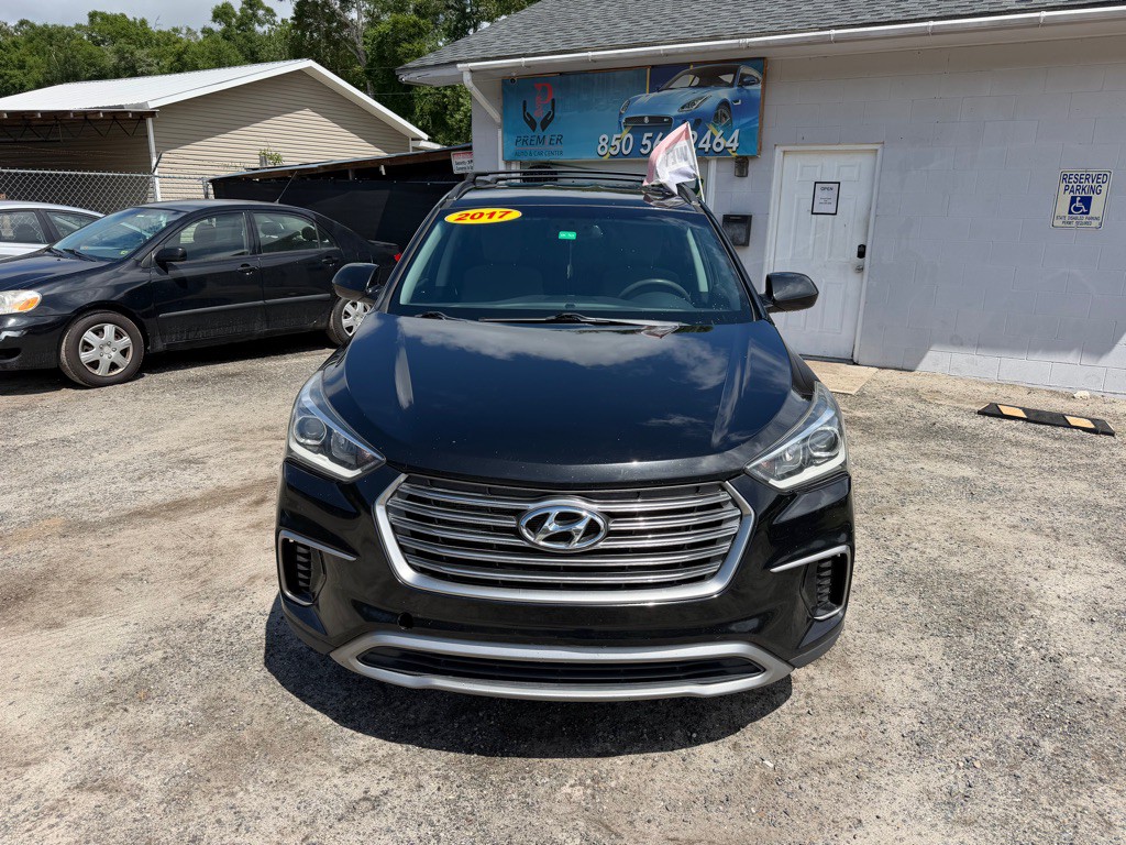 2017 Hyundai Santa Fe Image 3