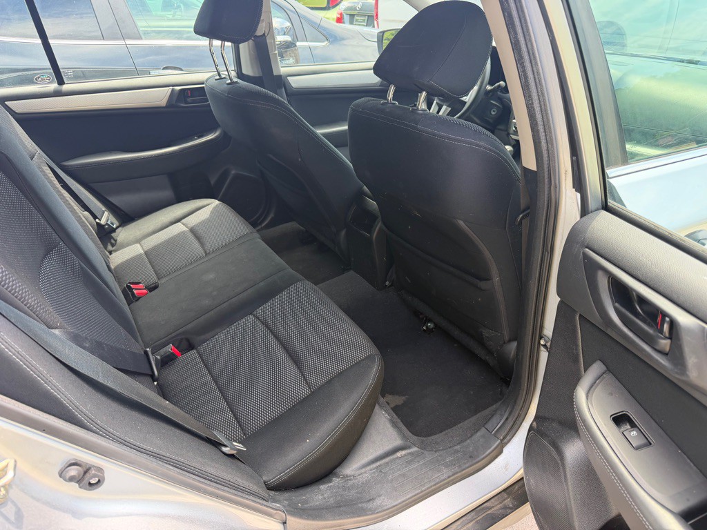 2016 Subaru Outback Image 11