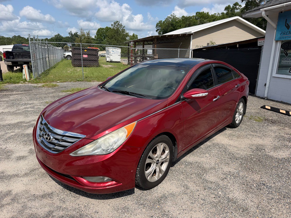 2013 Hyundai Sonata Image 2
