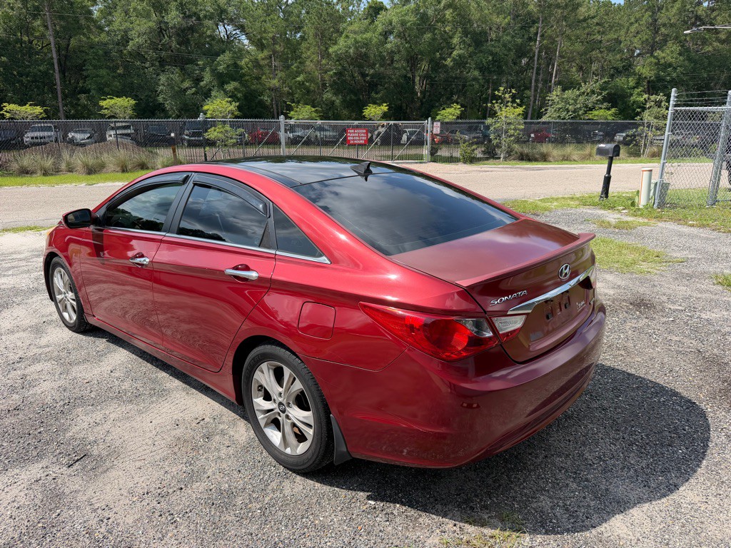 2013 Hyundai Sonata Image 9