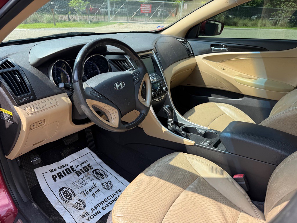 2013 Hyundai Sonata Image 12