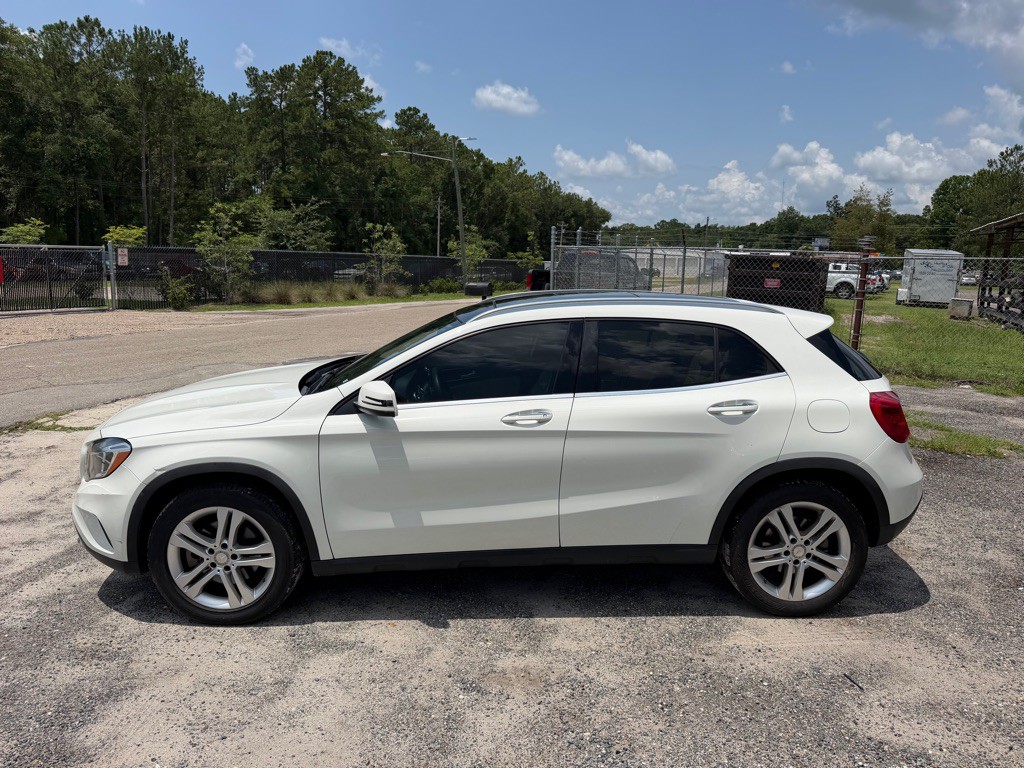 2017 Mercedes-Benz GLA-Class Image 4
