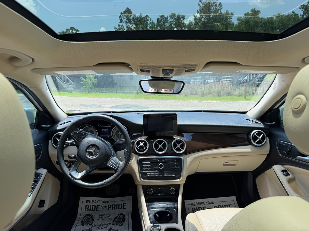 2017 Mercedes-Benz GLA-Class Image 13