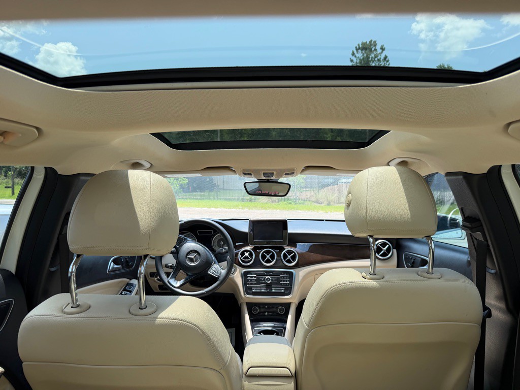 2017 Mercedes-Benz GLA-Class Image 14