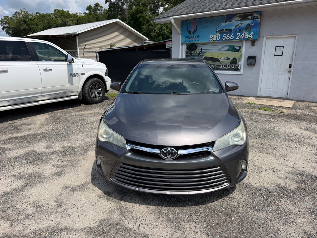2015 Toyota Camry Image 3