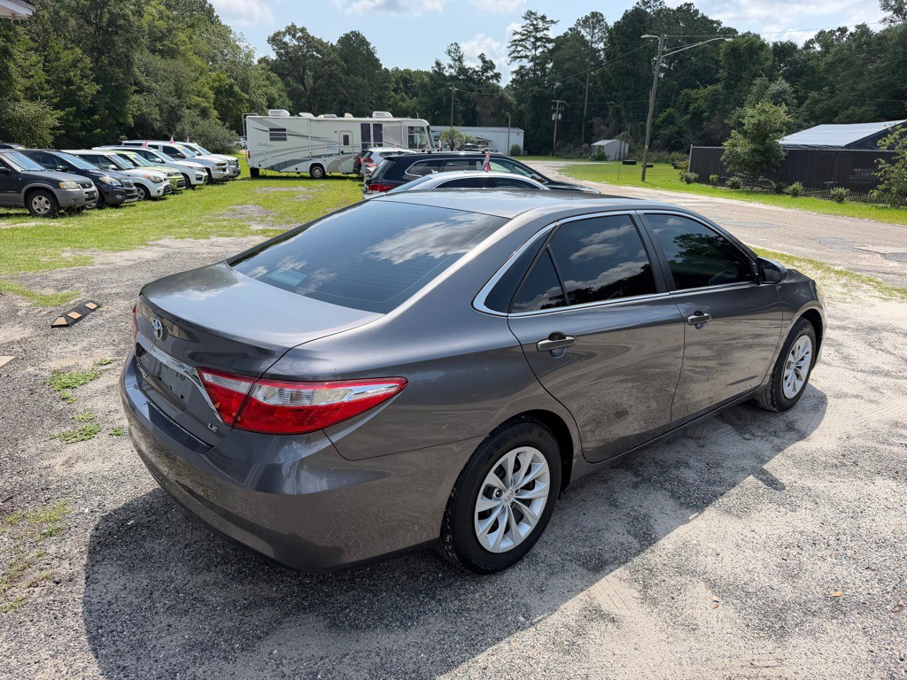 2015 Toyota Camry Image 7