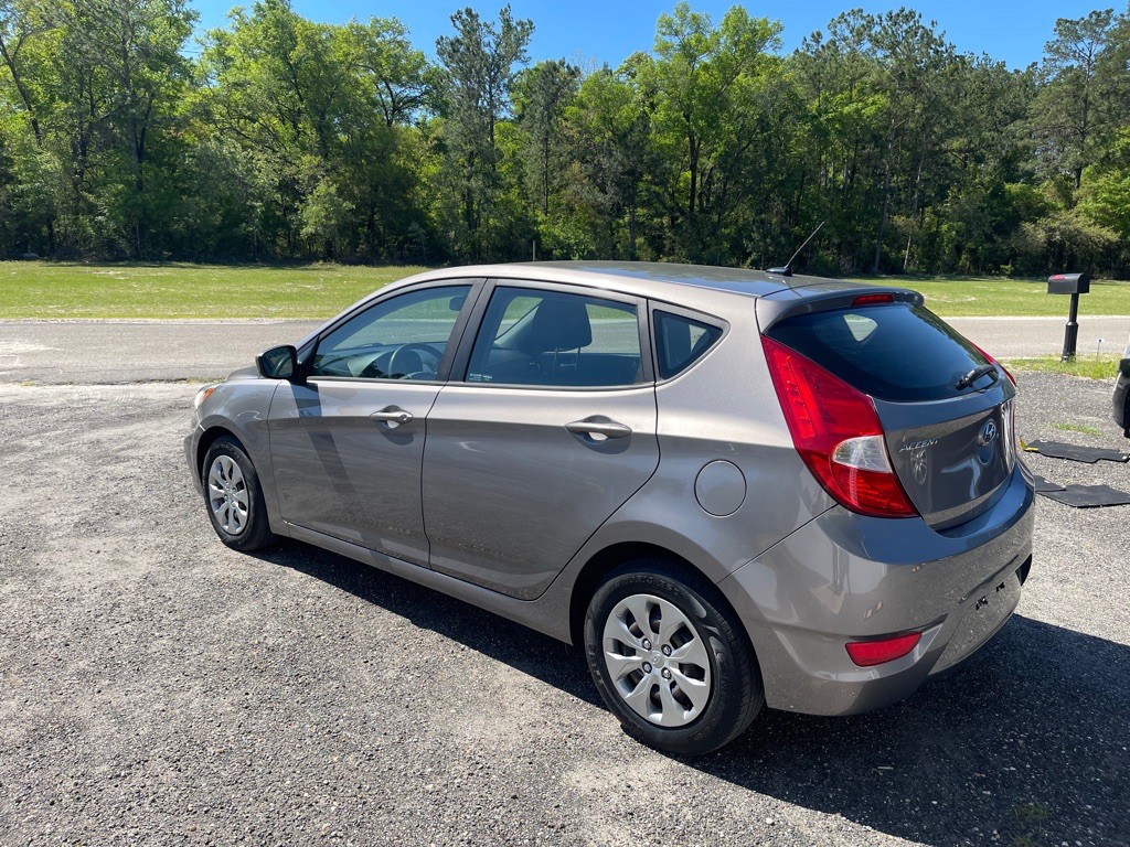 2017 Hyundai Accent Image 7