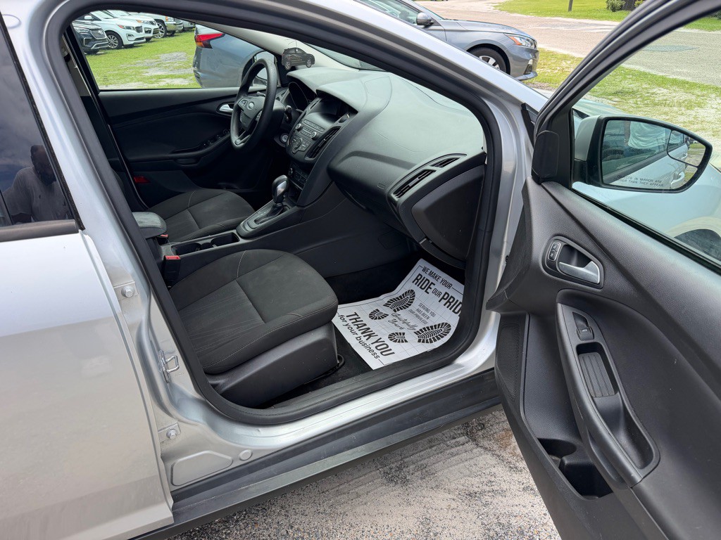 2018 Ford Focus Image 10
