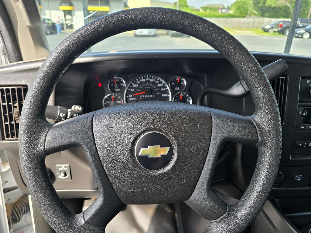 2019 Chevrolet Express Image 11