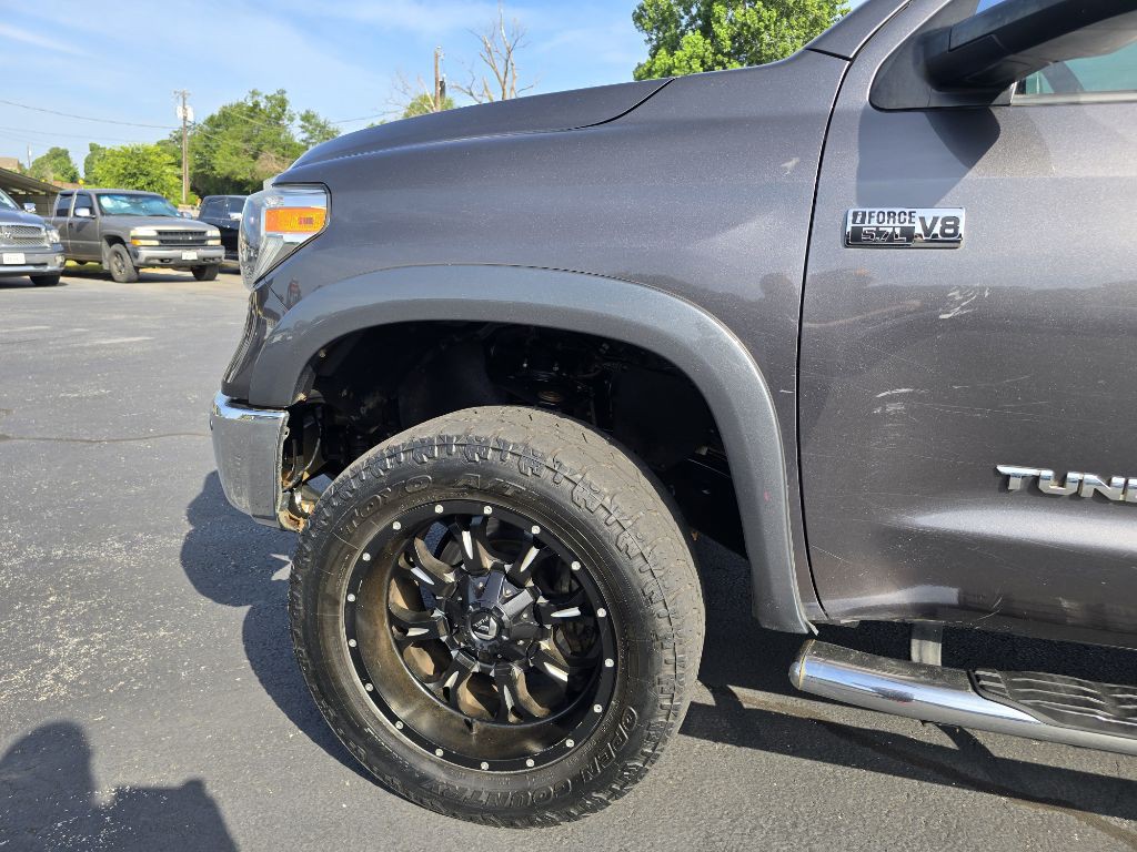 2018 Toyota Tundra Image 9