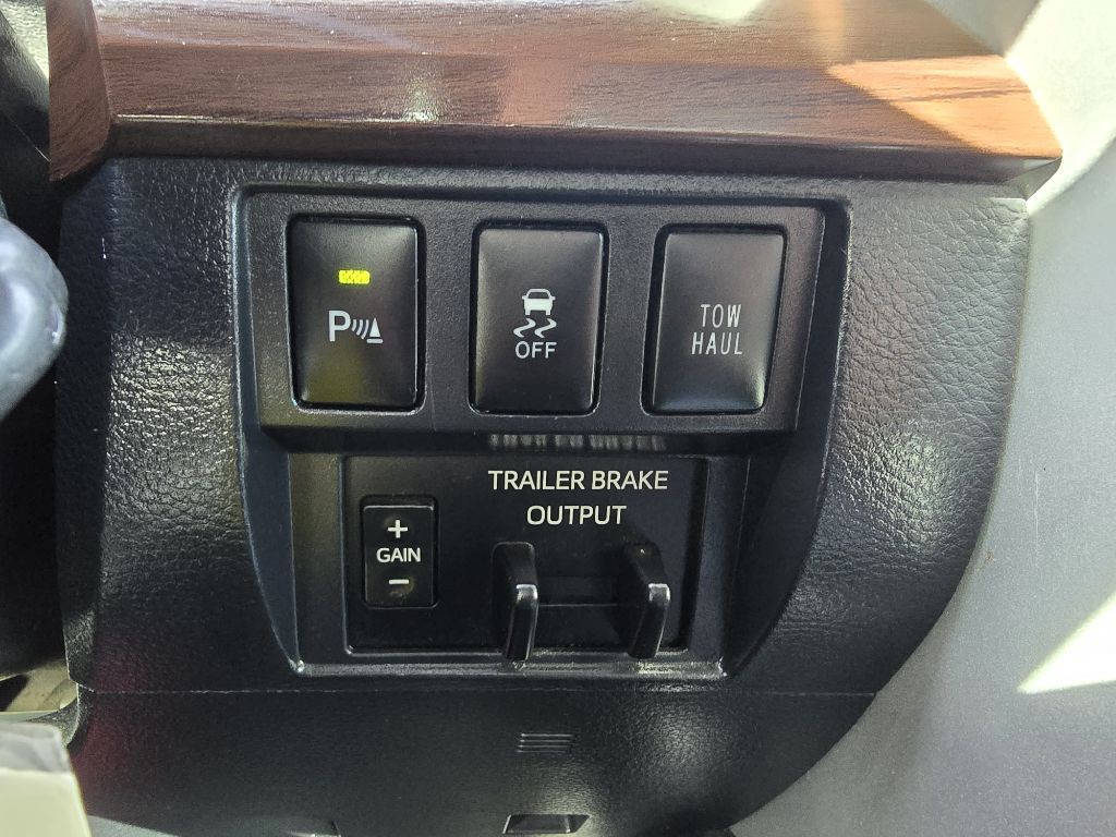 2018 Toyota Tundra Image 22