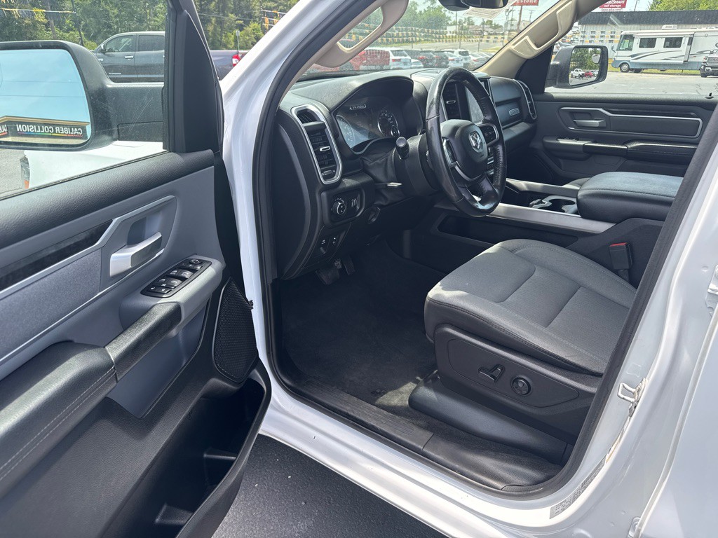 2020 RAM 1500 Image 9