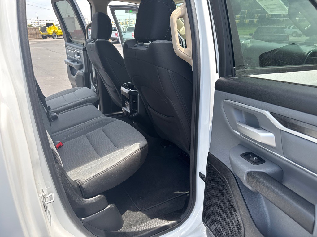 2020 RAM 1500 Image 11