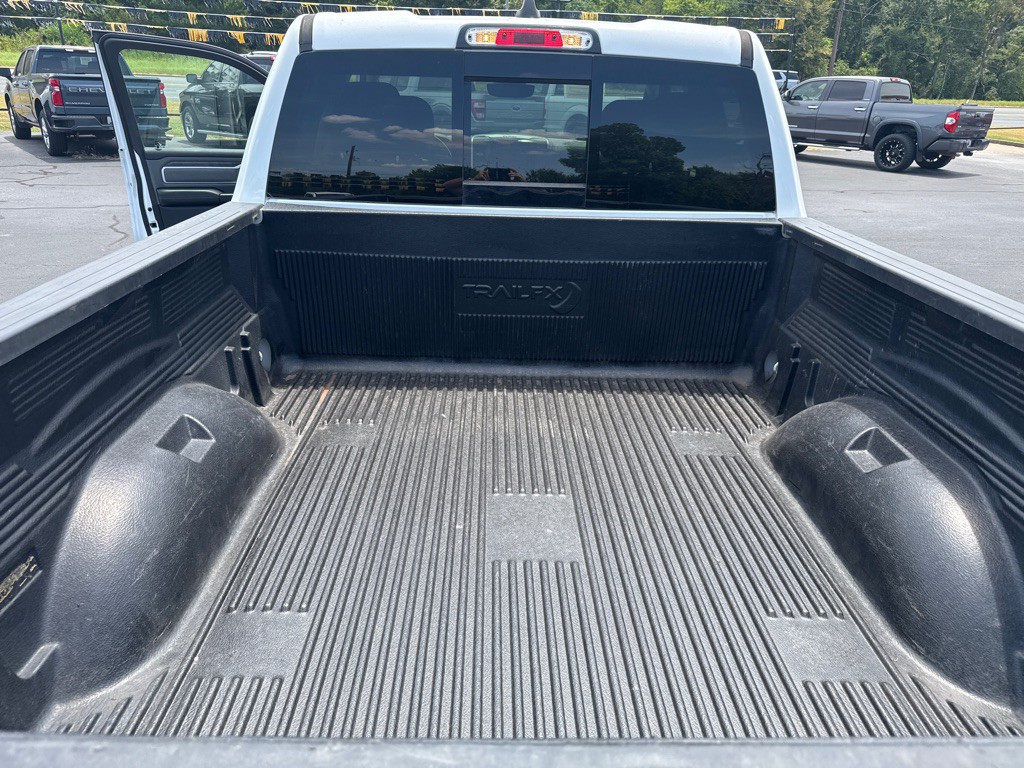 2020 RAM 1500 Image 16