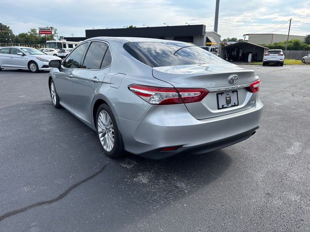 2018 Toyota Camry Image 3