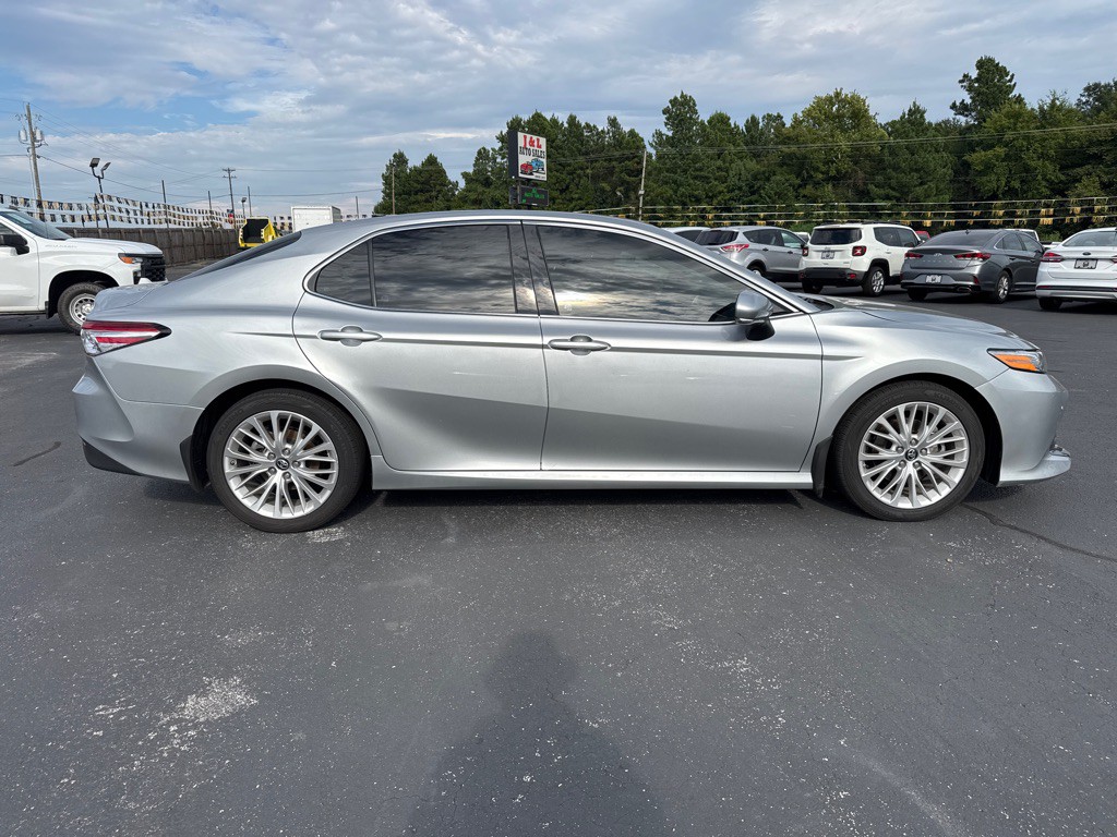 2018 Toyota Camry Image 6