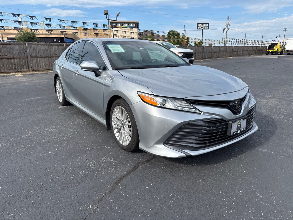 2018 Toyota Camry Image 7