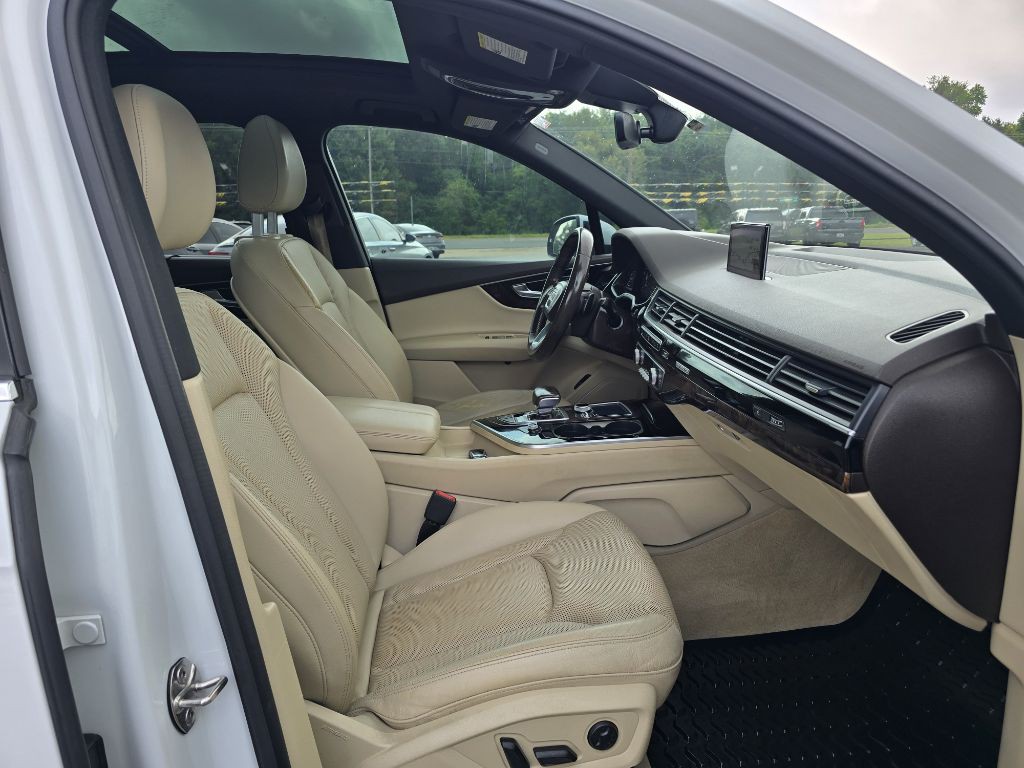 2017 Audi Q7 Image 13