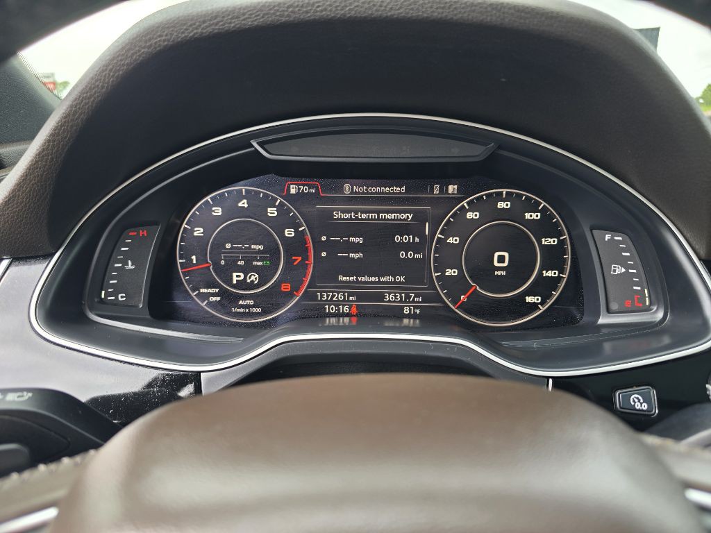 2017 Audi Q7 Image 16