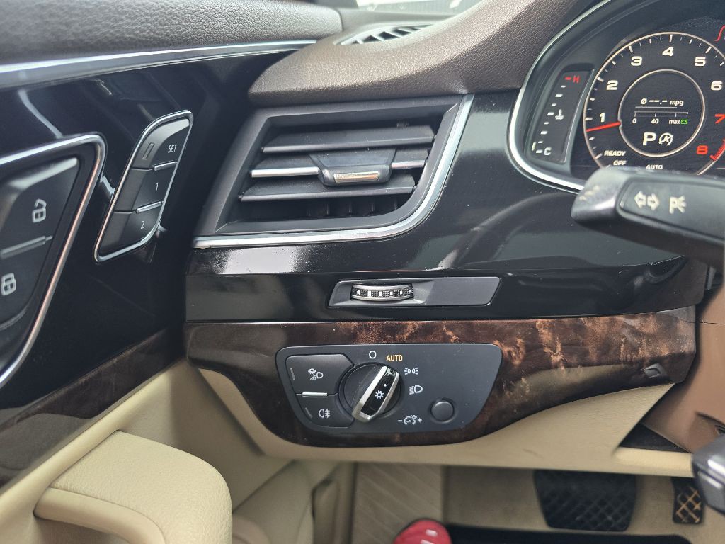 2017 Audi Q7 Image 23