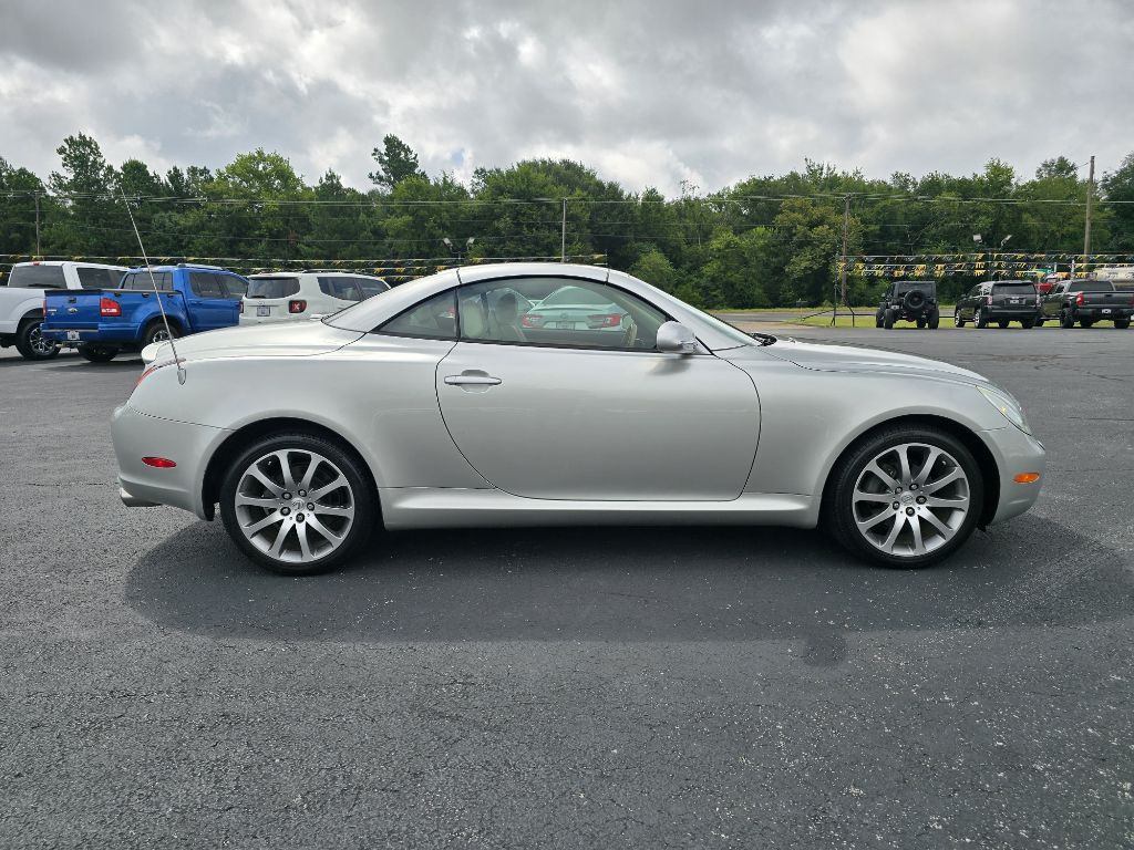 2005 Lexus SC Image 10