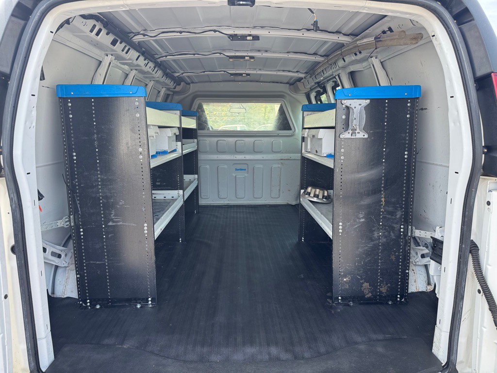 2019 Chevrolet Express Image 9
