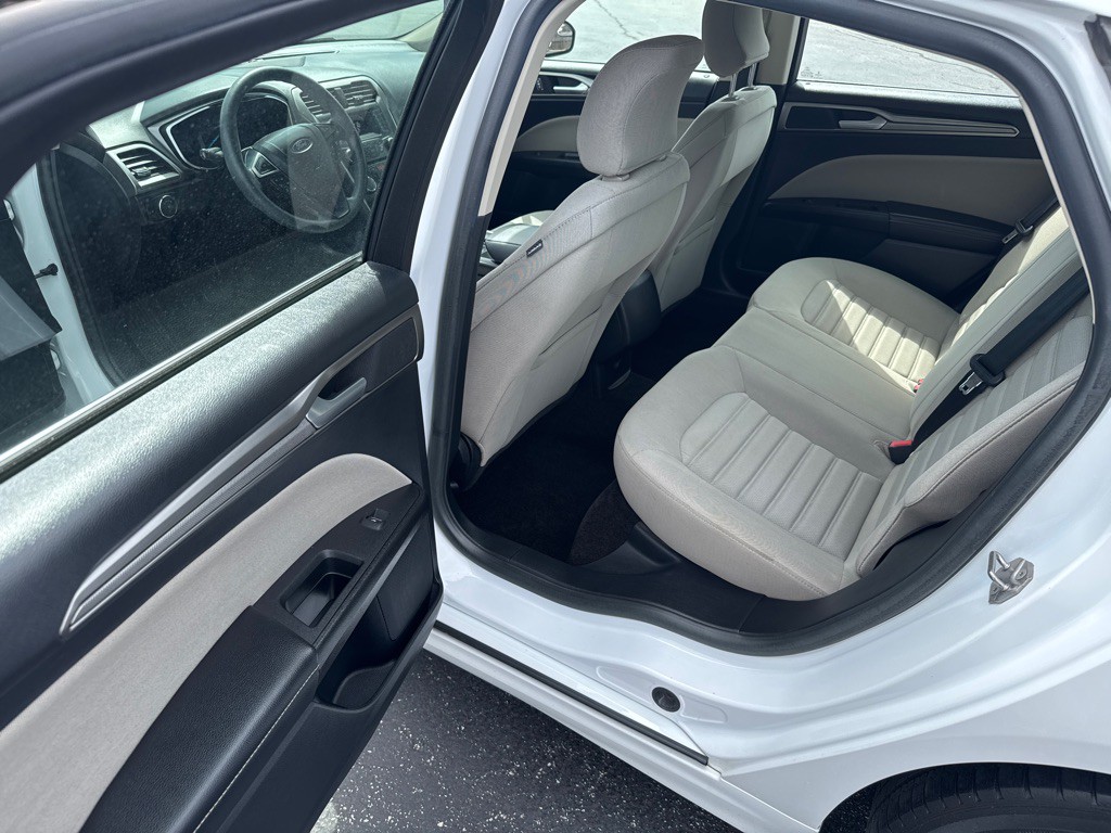 2018 Ford Fusion Image 10
