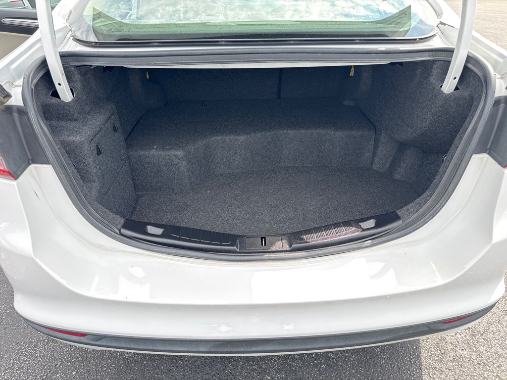 2018 Ford Fusion Image 11