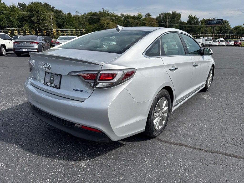 2016 Hyundai Sonata Image 5