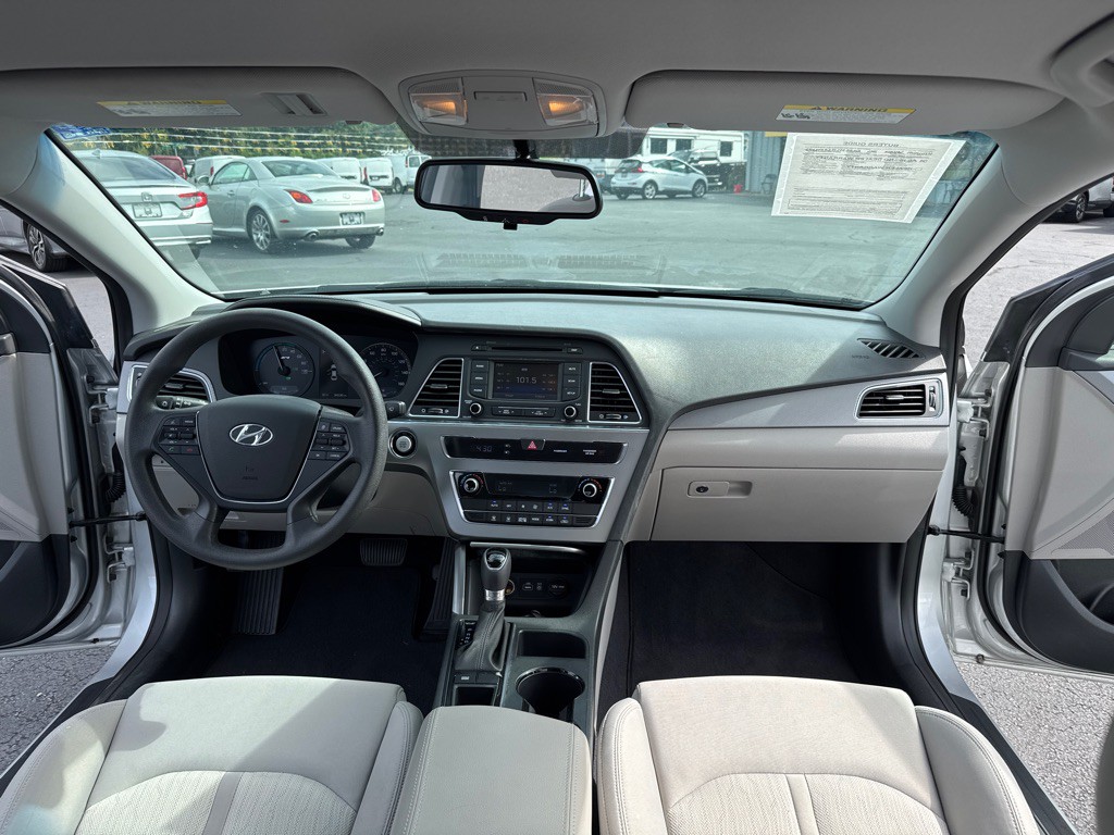2016 Hyundai Sonata Image 14