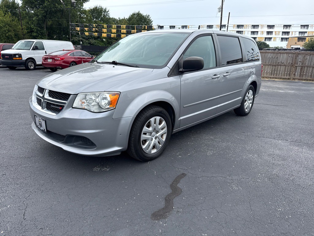2017 Dodge Grand Caravan Image 1