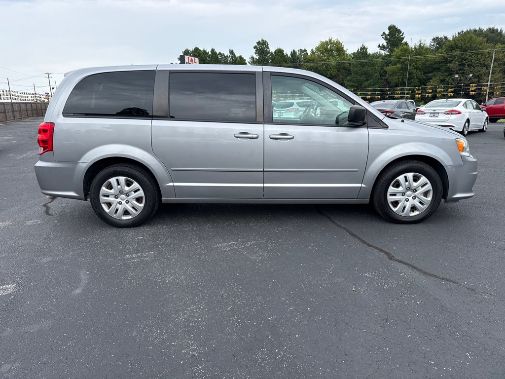 2017 Dodge Grand Caravan Image 6