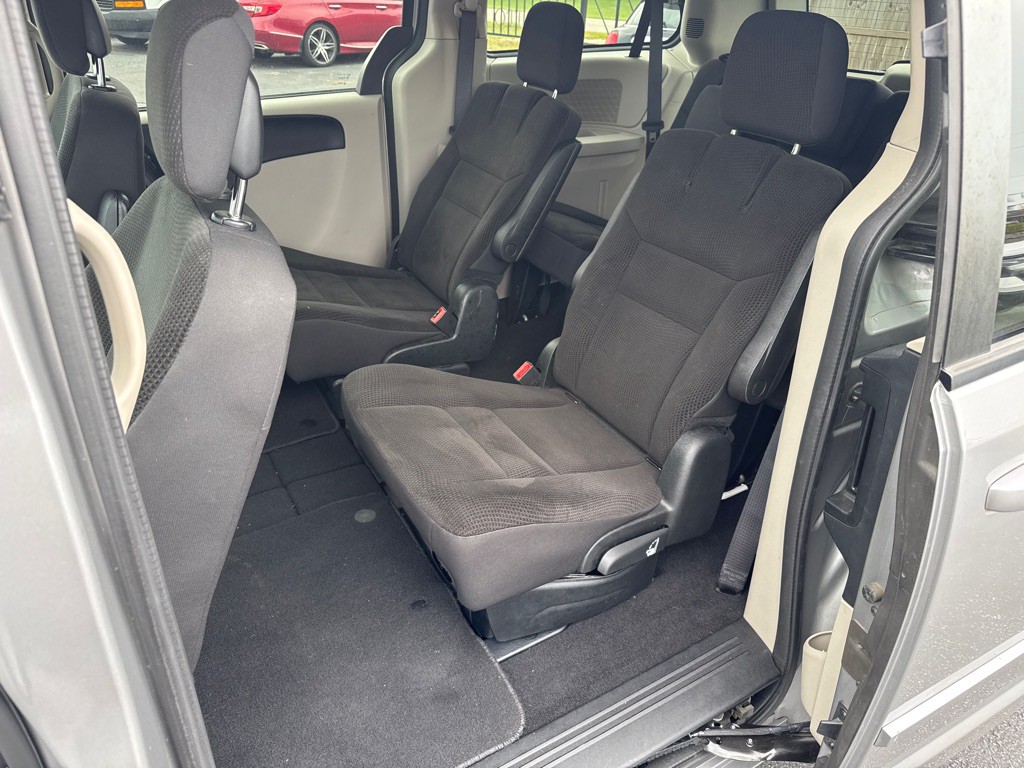 2017 Dodge Grand Caravan Image 10
