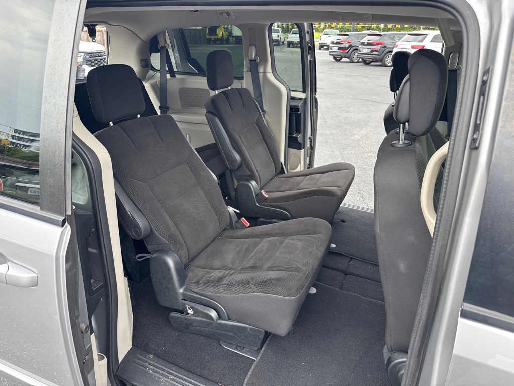 2017 Dodge Grand Caravan Image 12