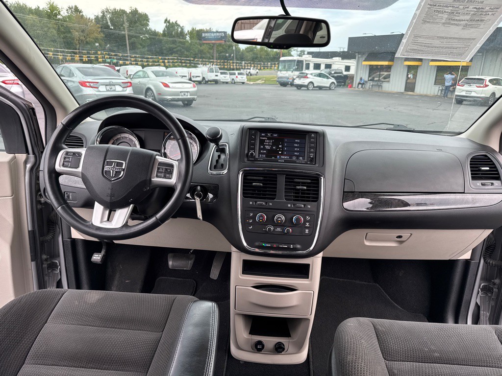 2017 Dodge Grand Caravan Image 14
